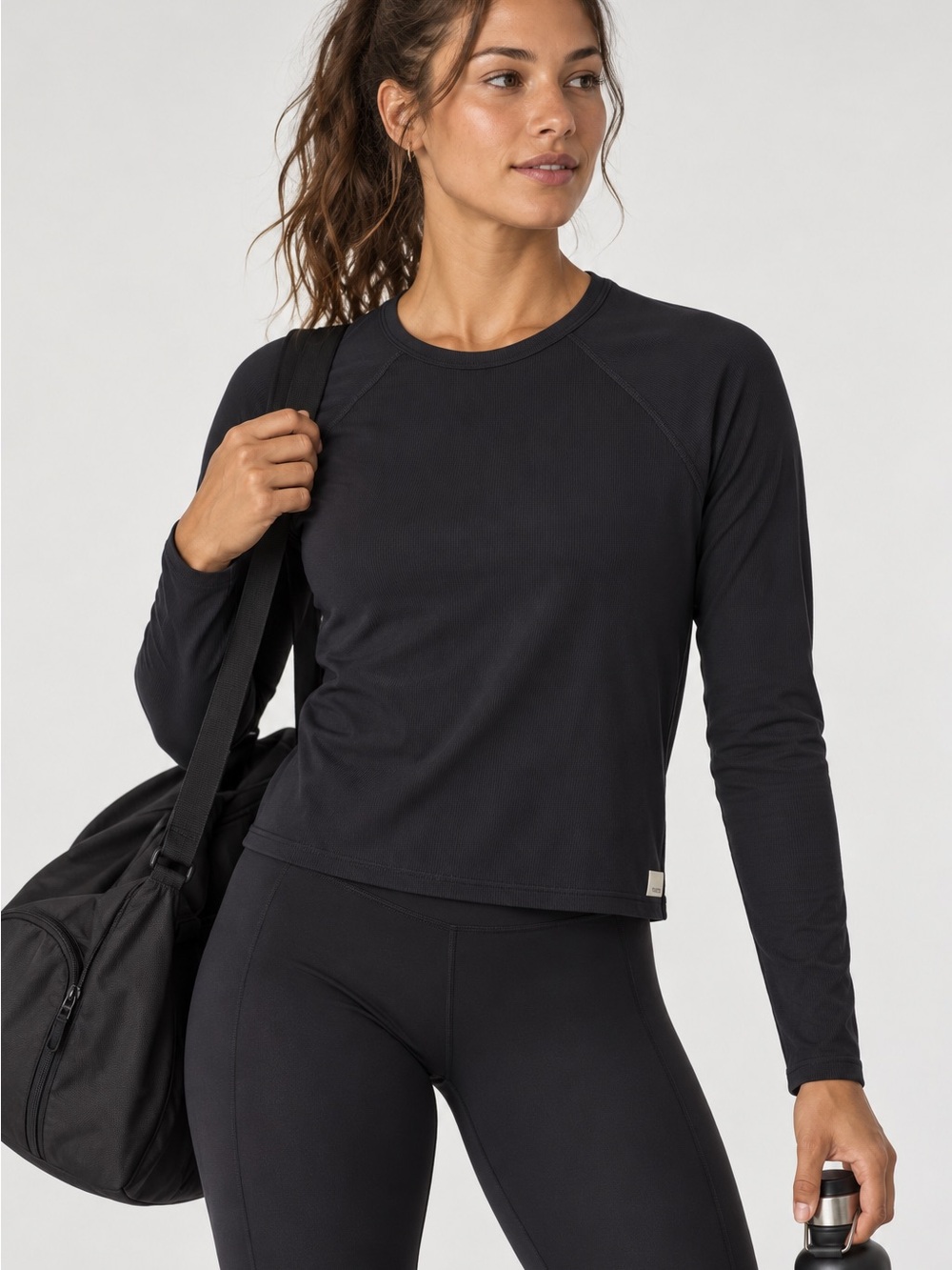 Vuori Pose Crew Long Sleeve - Women's size medium in Black
